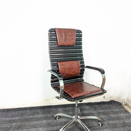 Wooden Chair SS - Mehogoni